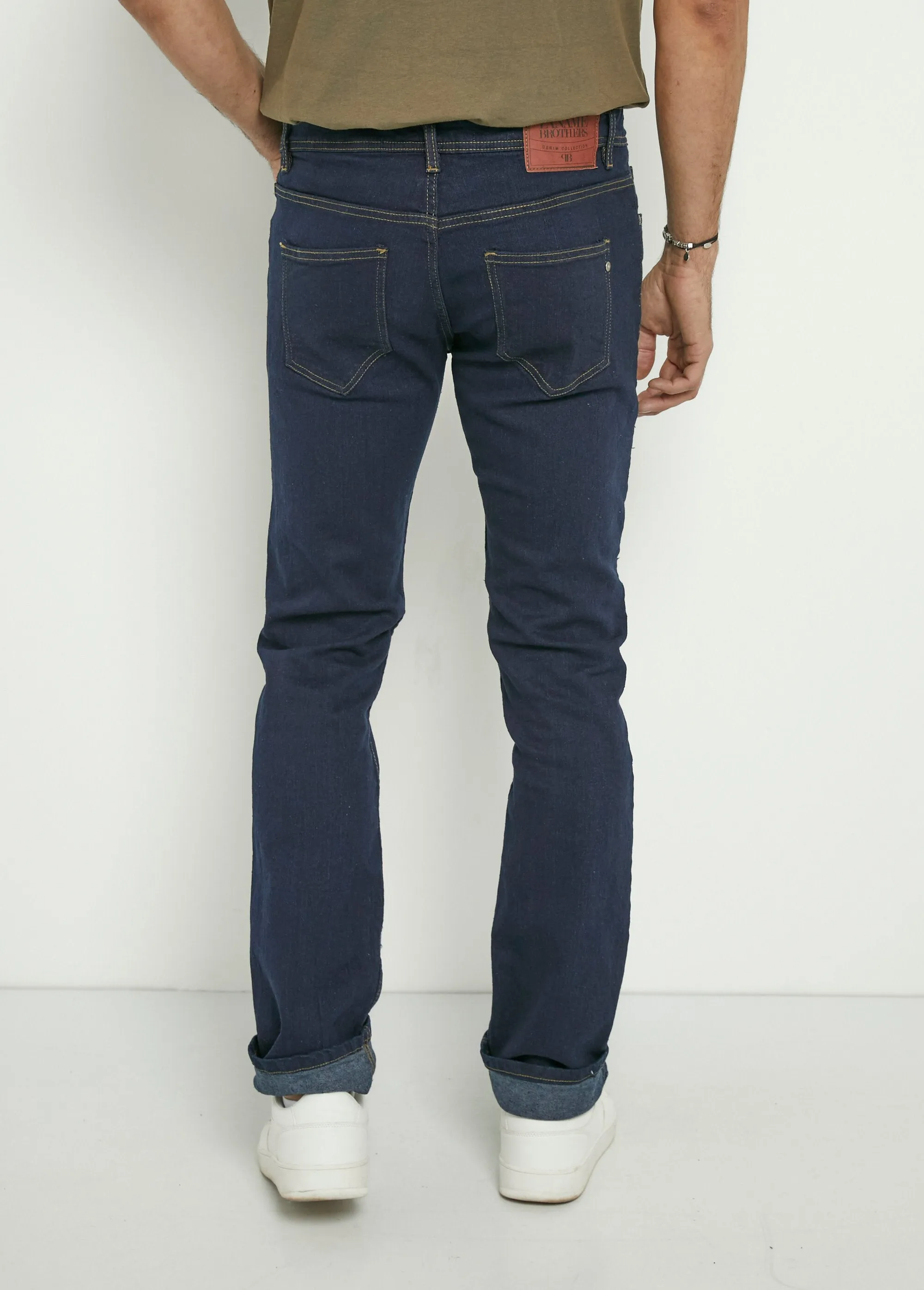5-pocket straight-cut, stretchy jeans