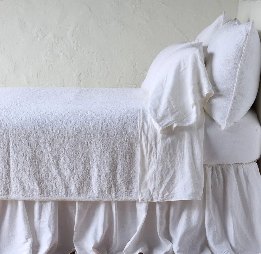 Adele Coverlet - White - Queen