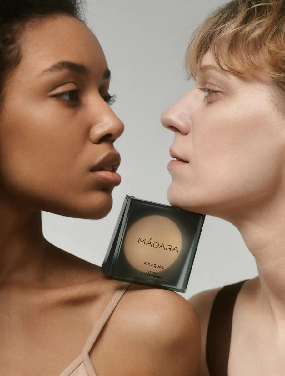 AIR EQUAL Soft Silk Mineral Powder DEEP