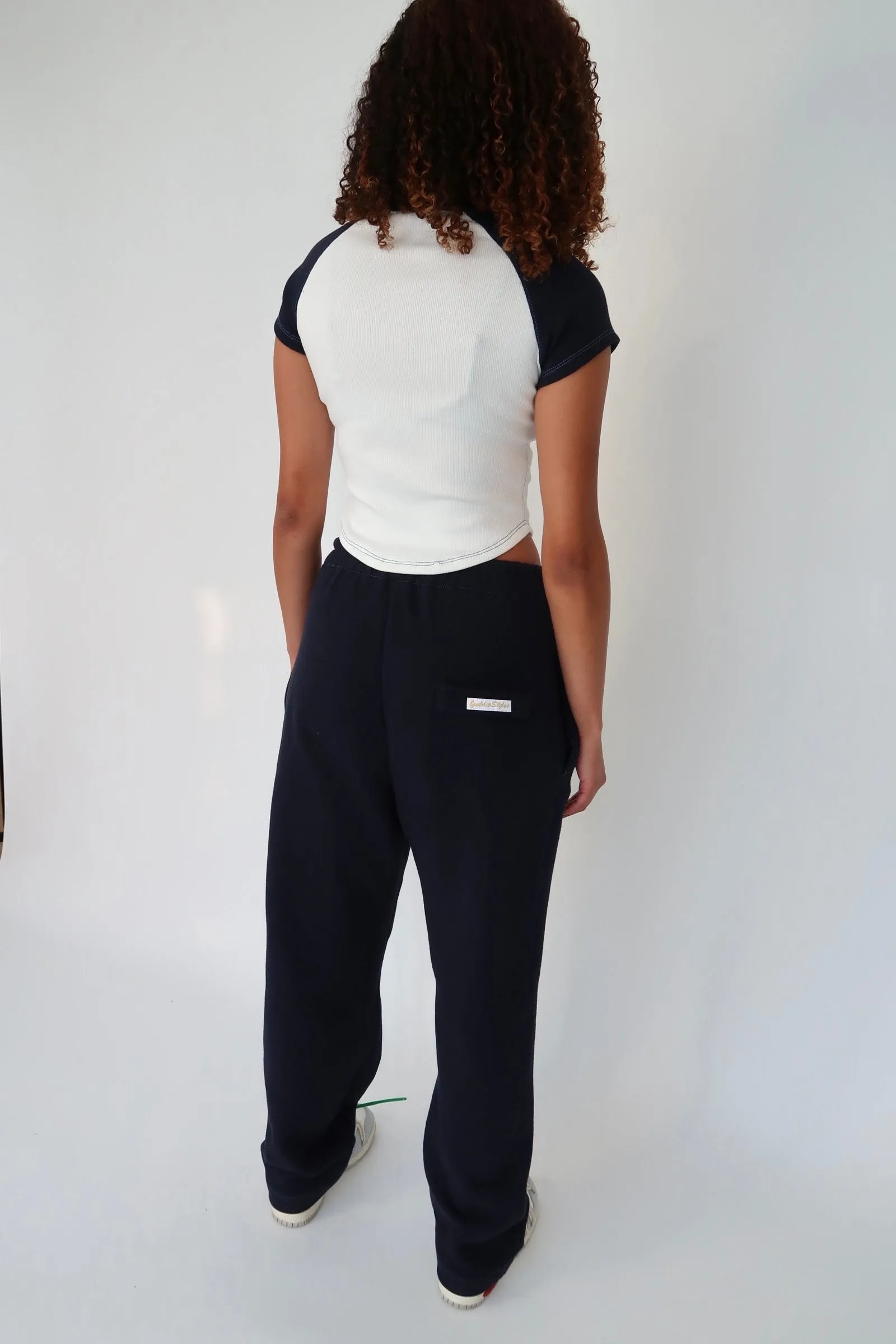 Amber Crop in Navy White.