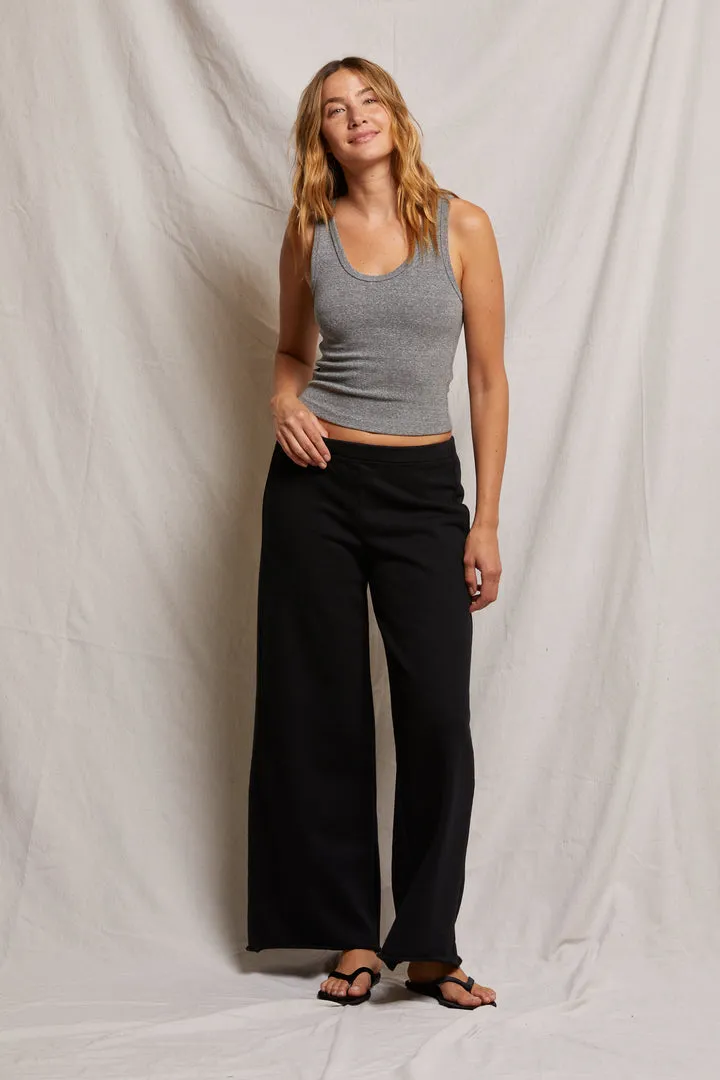 Amber - True Black