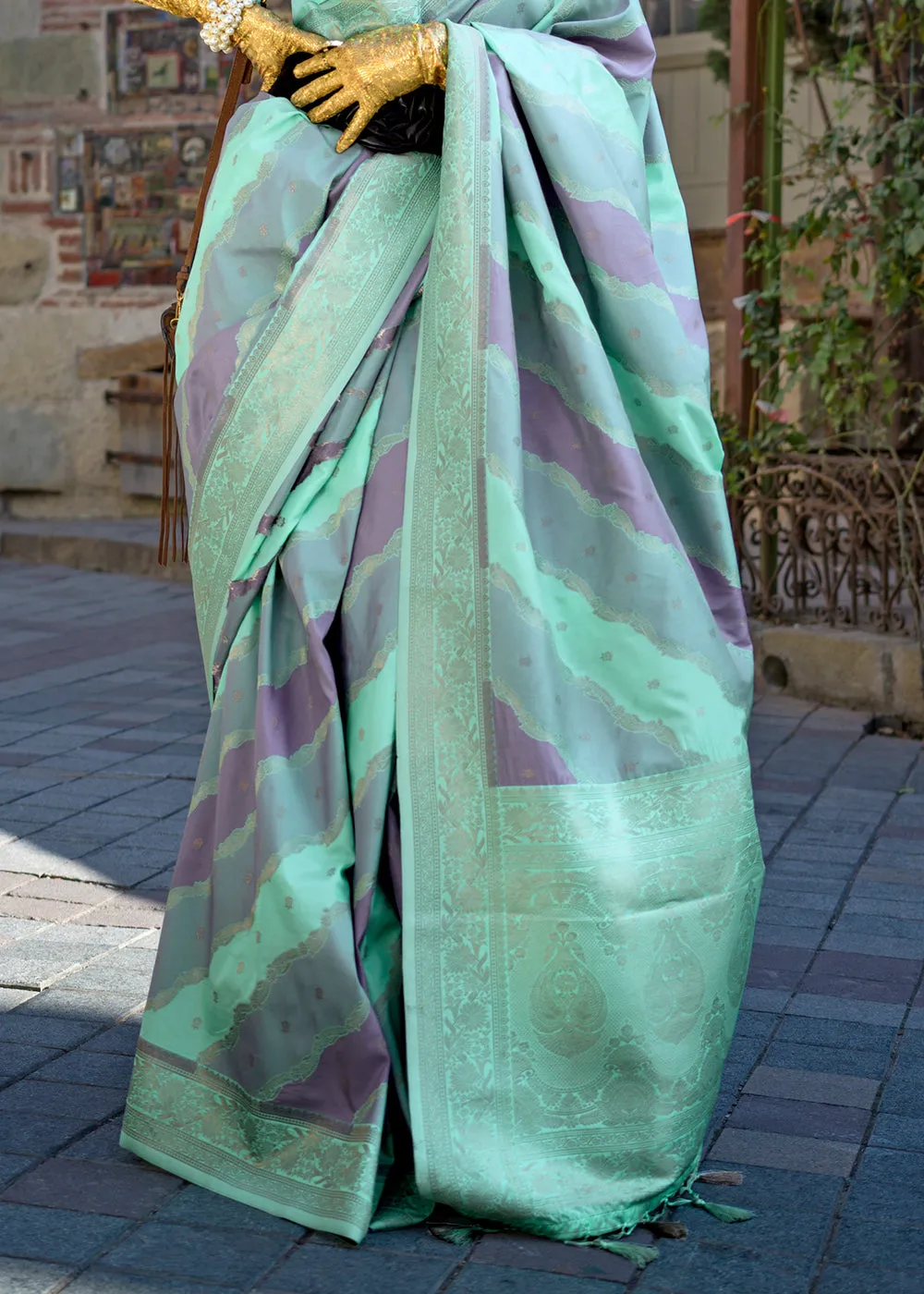 Aquamarine Green Woven Rangkath Soft Silk Saree