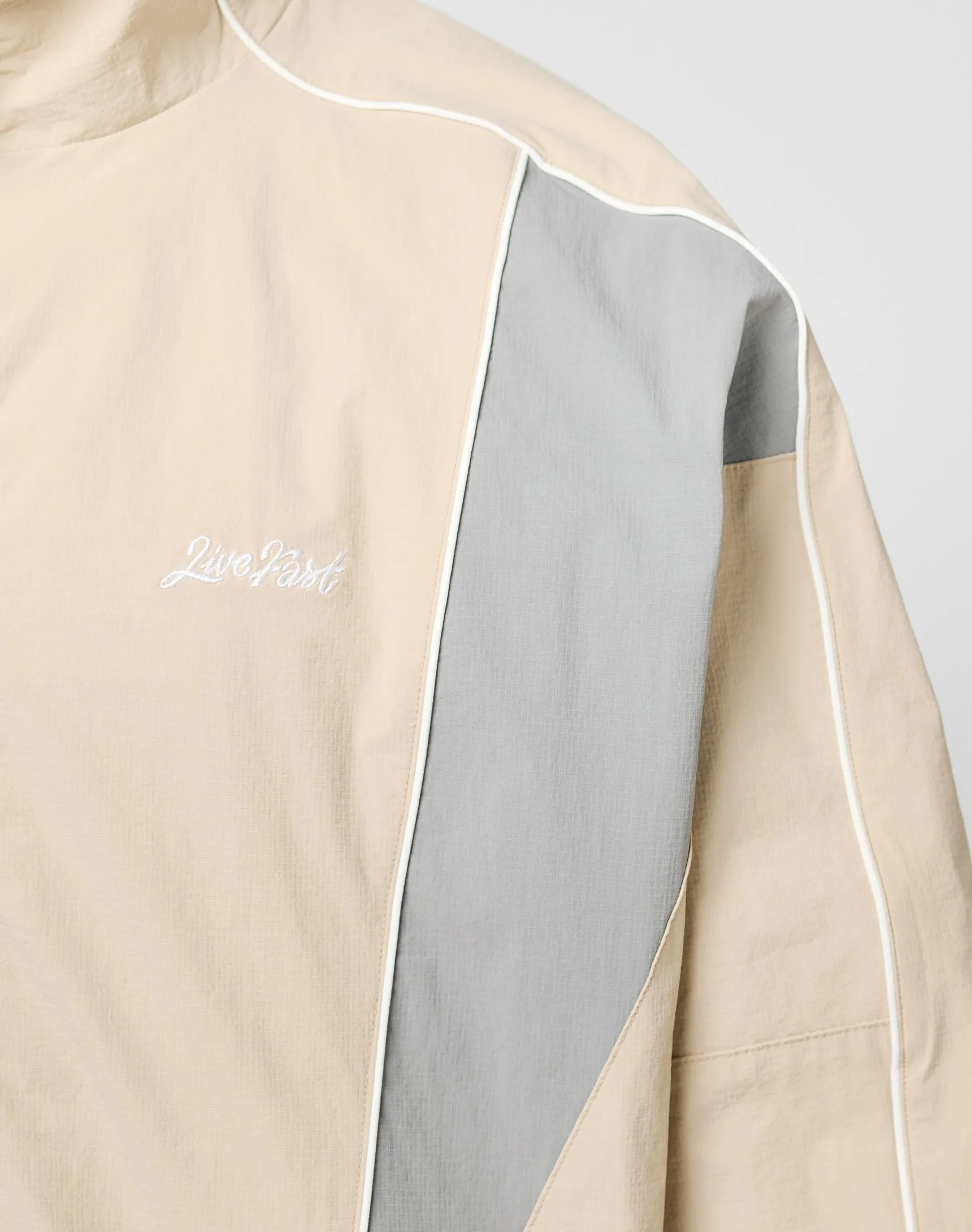 Basic Nylon Trackjacket