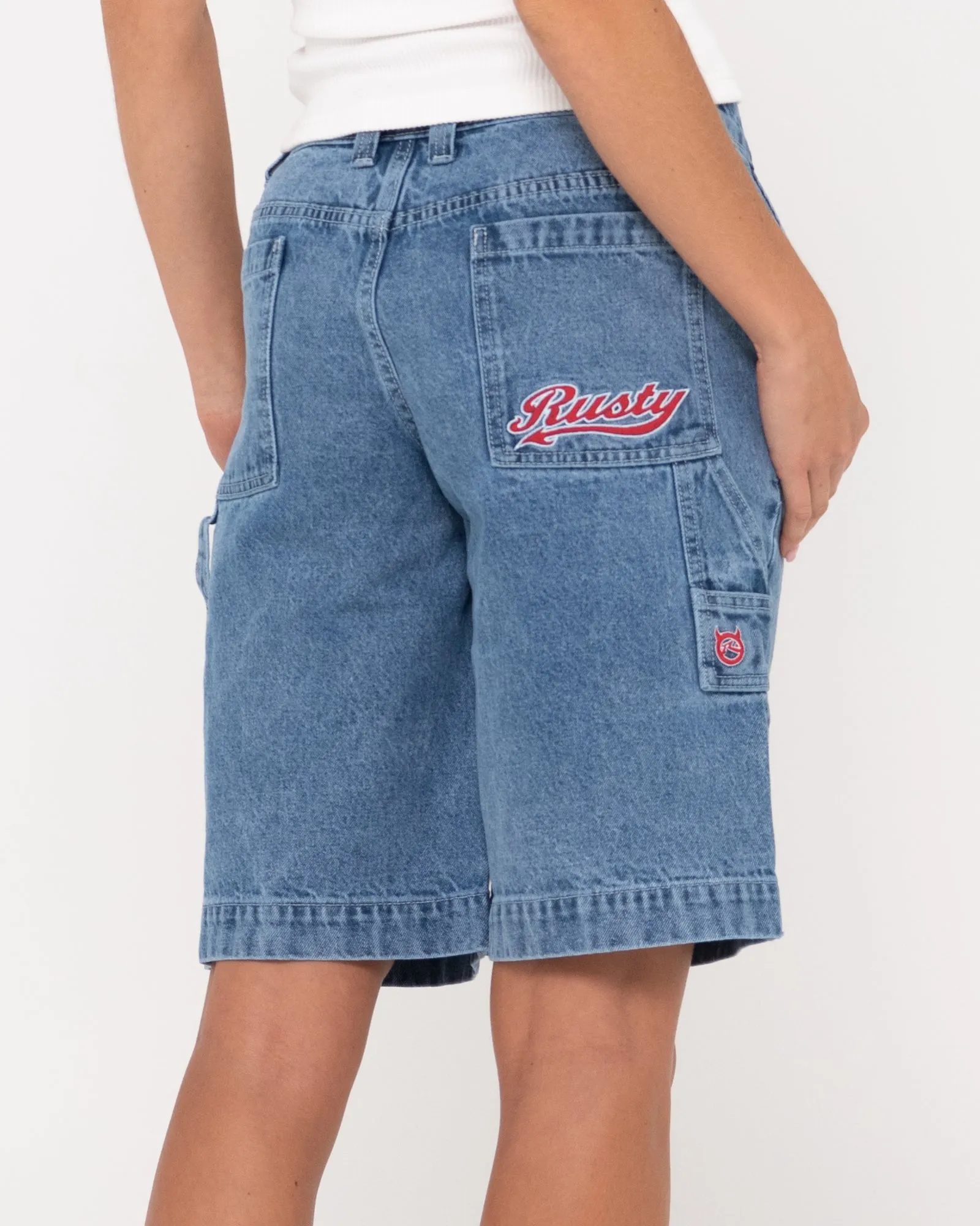 Billie Low Rise Carpenter Jort
