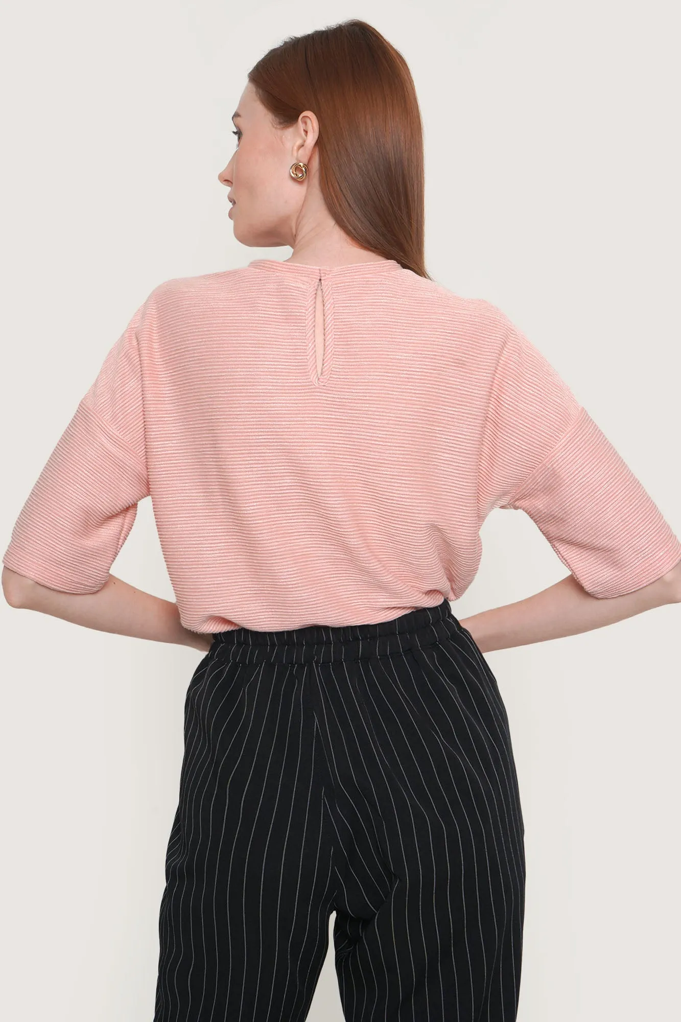 Closet Staples Relaxed Fit Textured Tee