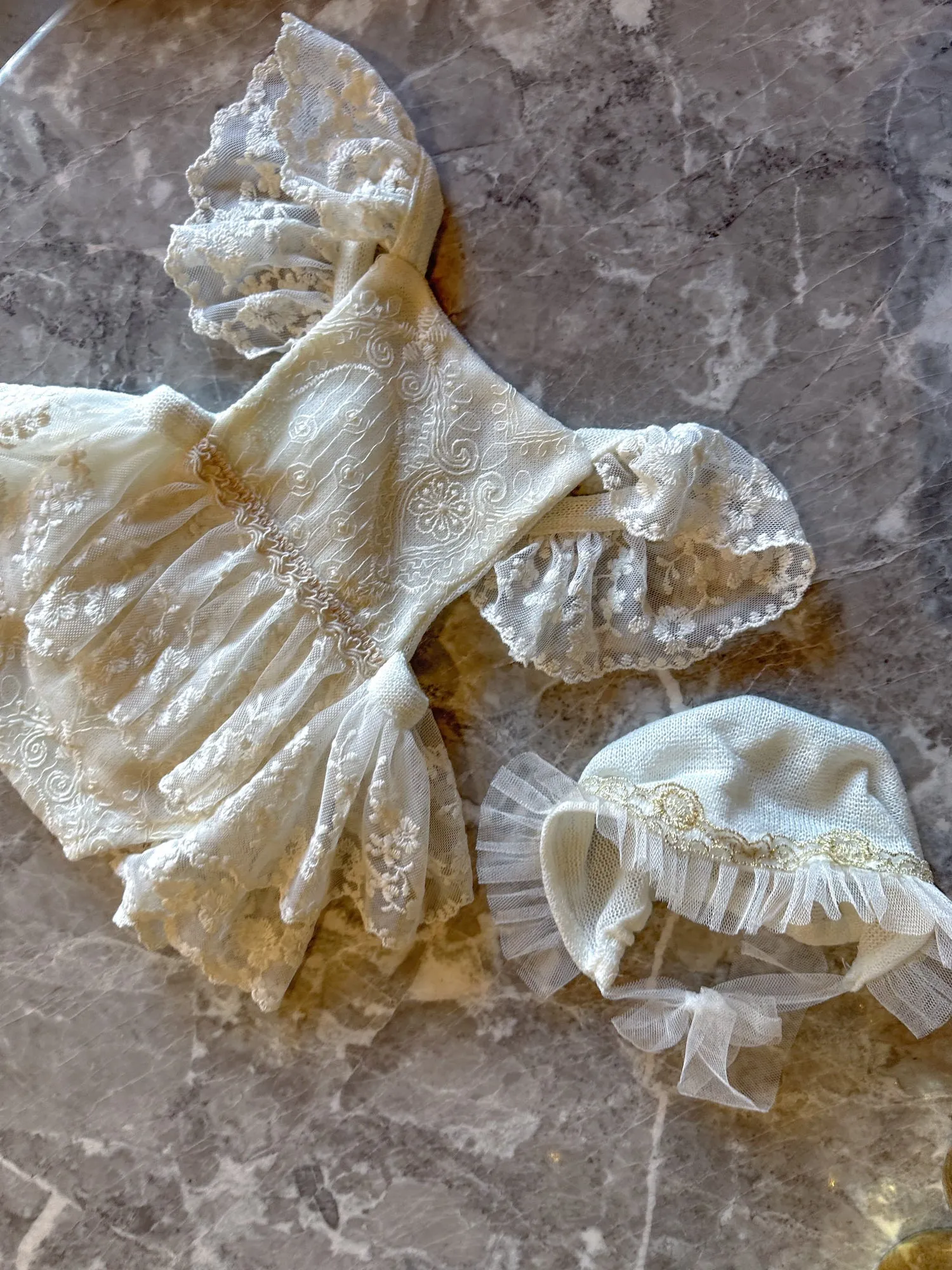 Ellie Newborn Romper & Bonnet in Vanilla