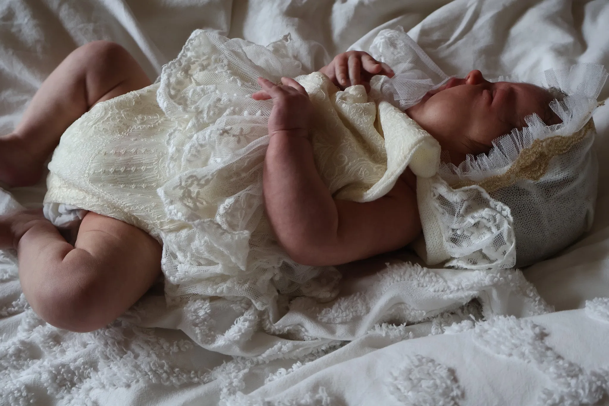 Ellie Newborn Romper & Bonnet in Vanilla