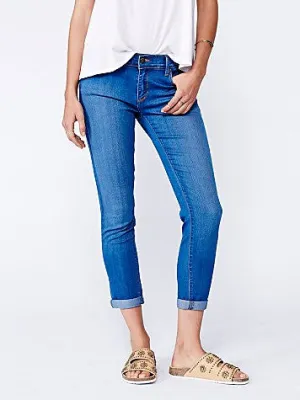 Free People Gummy Denim LA Roller Crop Jean | Lou Blue