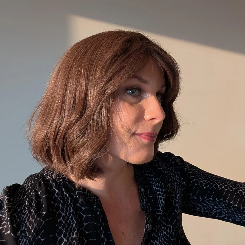 French Bob | Lace Front Remy Human Hair Wig | 8" Inch | Invisible Layer Collection