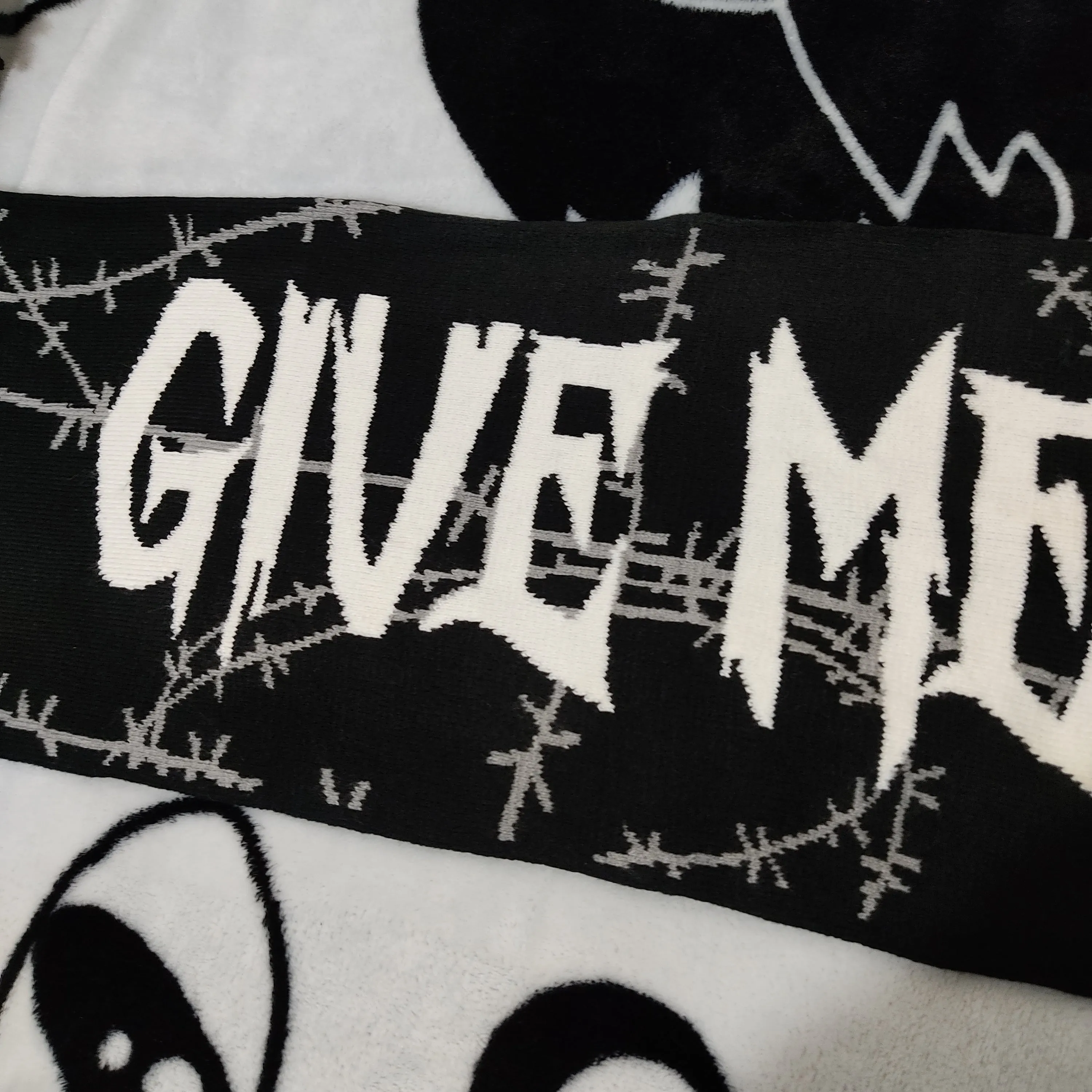 Give Me Space Scarf