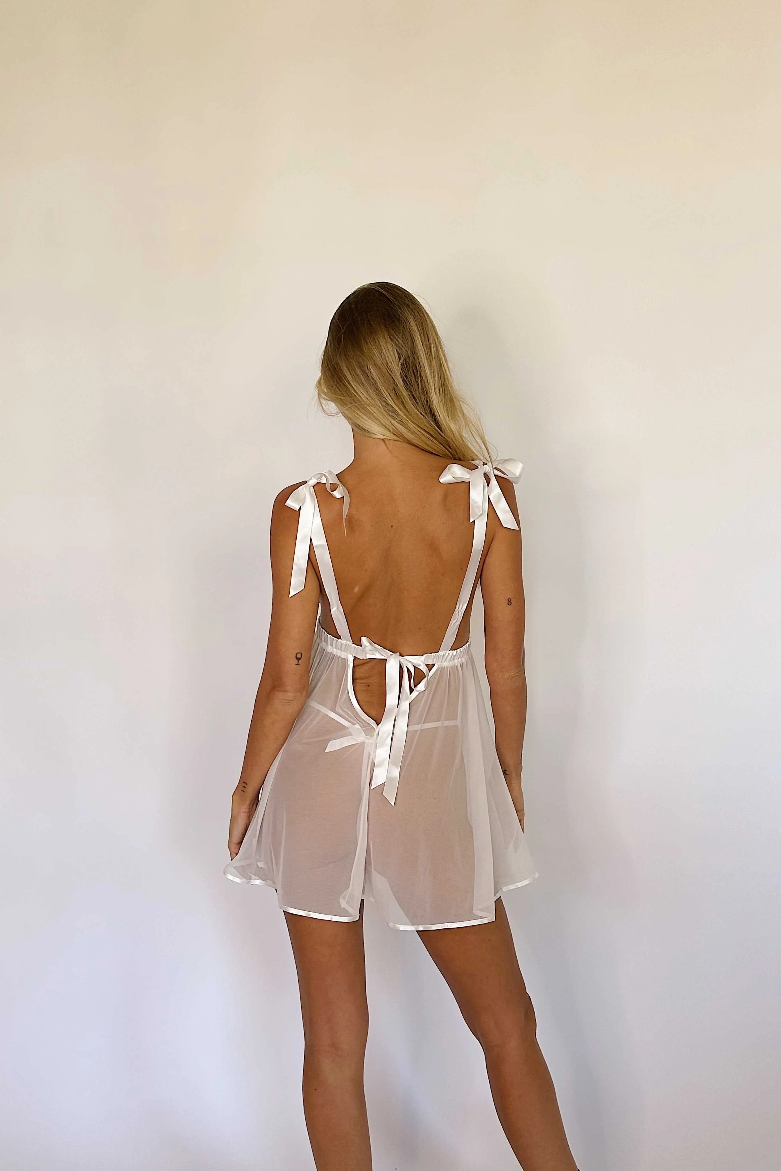 Isotta White Bottoms