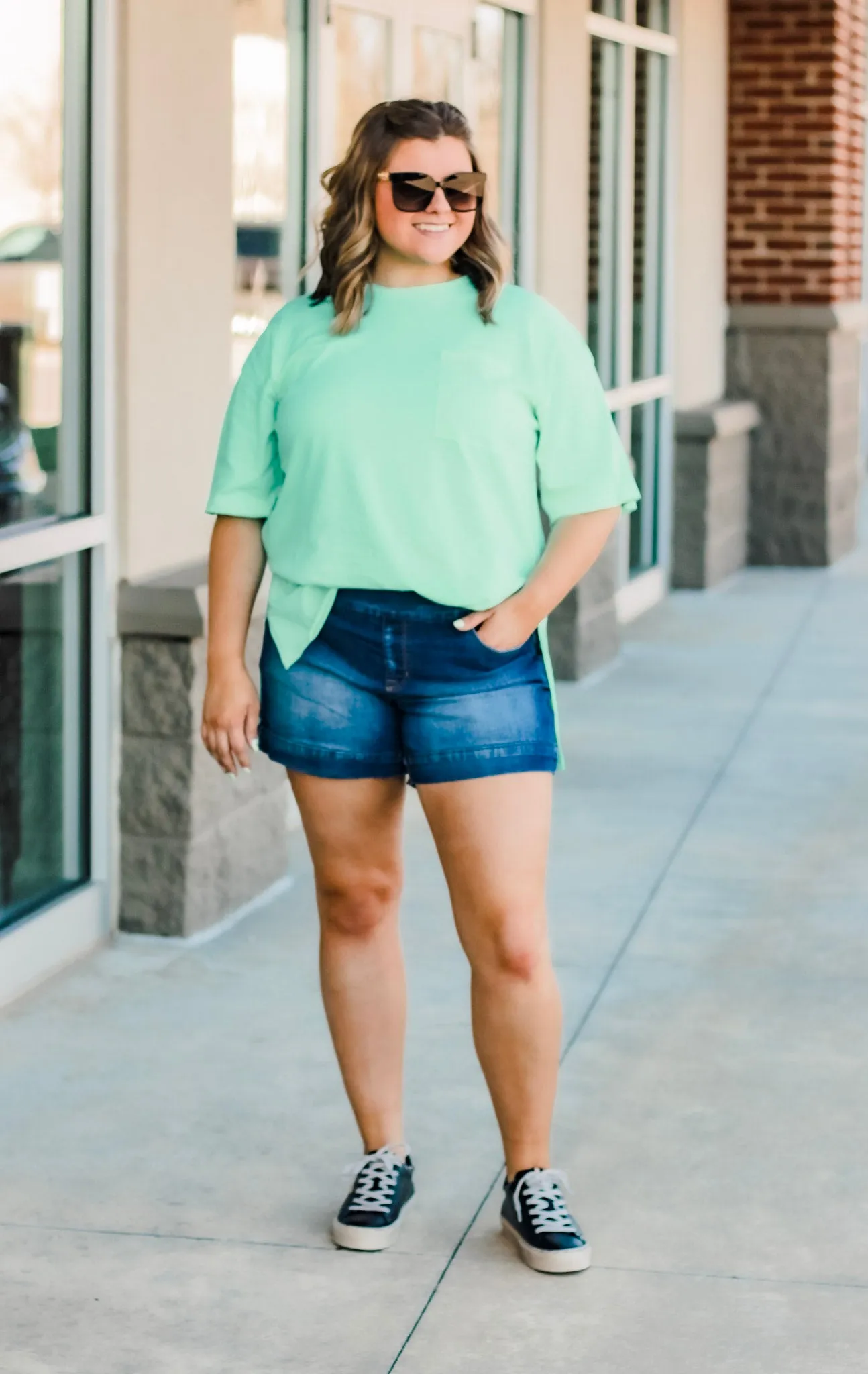 Keep It in Your Pocket Tee in Mint