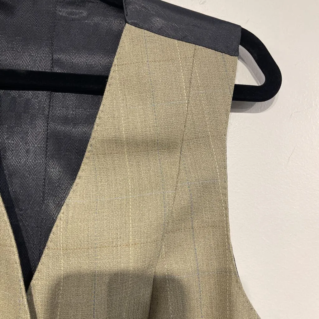 LeCheval Light Green Vest