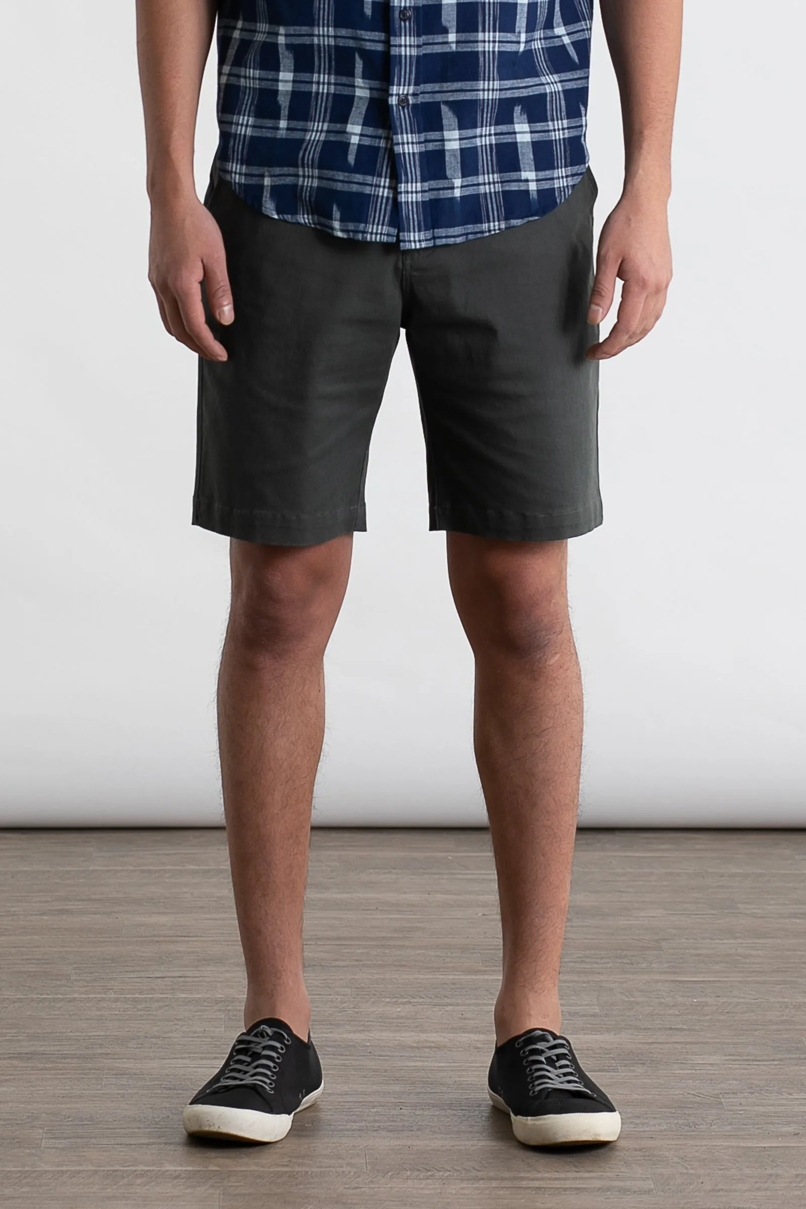 Leo Short / Dark Slate