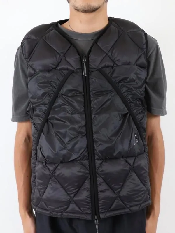 LIGHT DOWN VEST