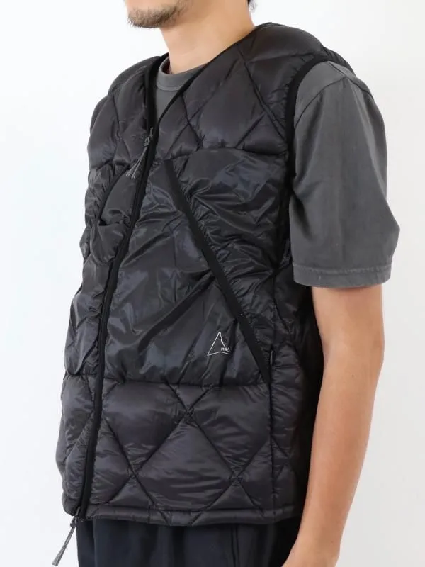LIGHT DOWN VEST