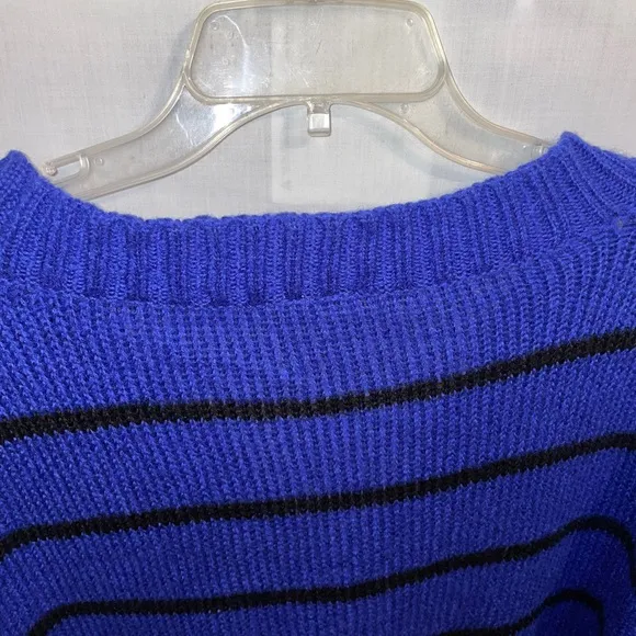 Lularoe Cardigan Sweater Women’s Size Medium Blue Striped Acrylic Pockets Button