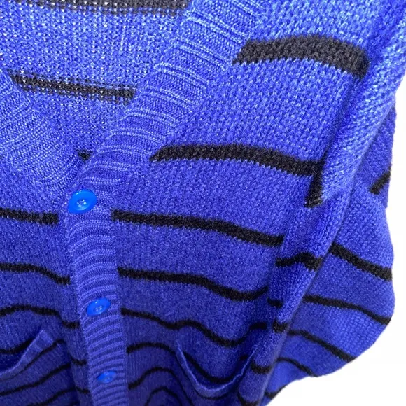 Lularoe Cardigan Sweater Women’s Size Medium Blue Striped Acrylic Pockets Button