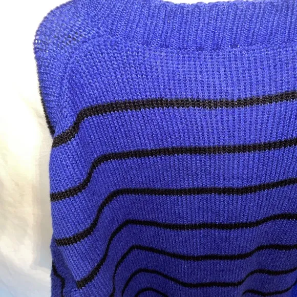 Lularoe Cardigan Sweater Women’s Size Medium Blue Striped Acrylic Pockets Button