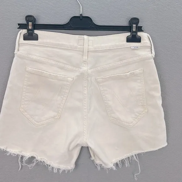 Mother NWOT women’s The Sinner frayed‎ denim shorts whipping cream pink racer 25