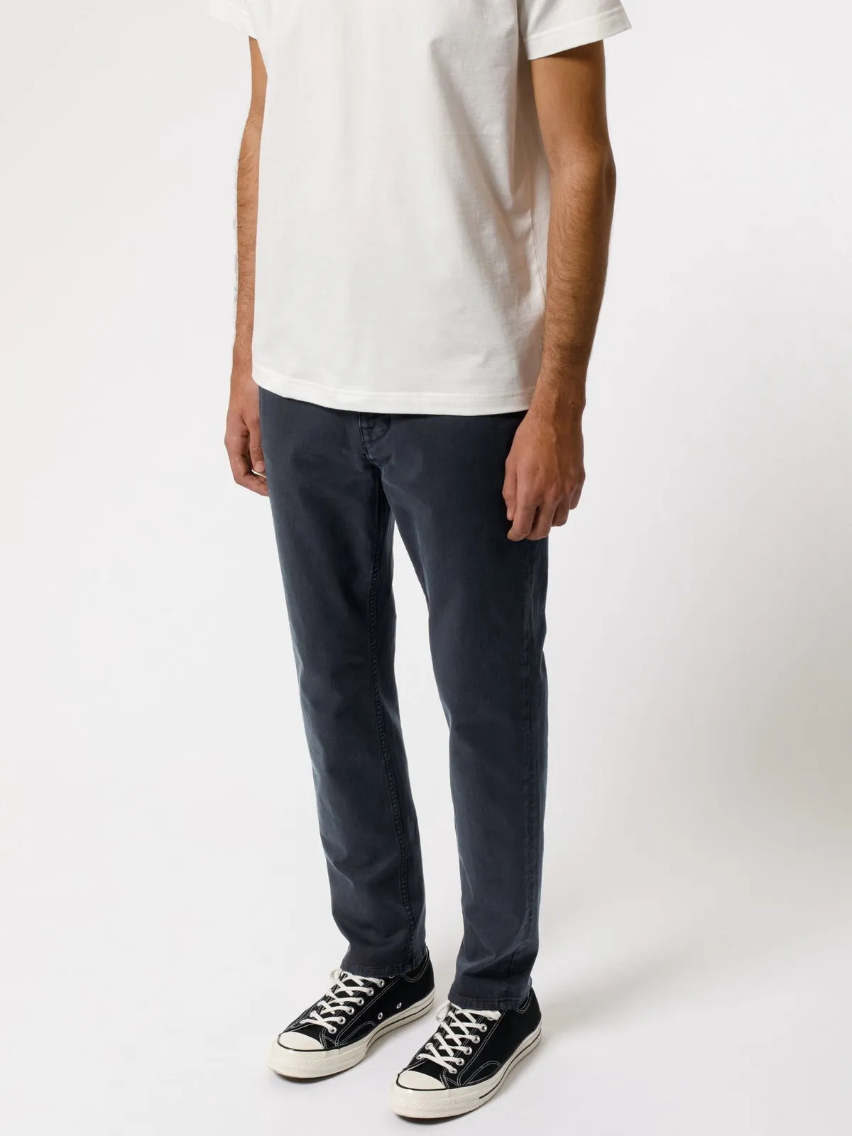 【Nudie Jeans】Easy Alvin Dark Midnight 微寬鬆版錐形卡其褲暗夜藍