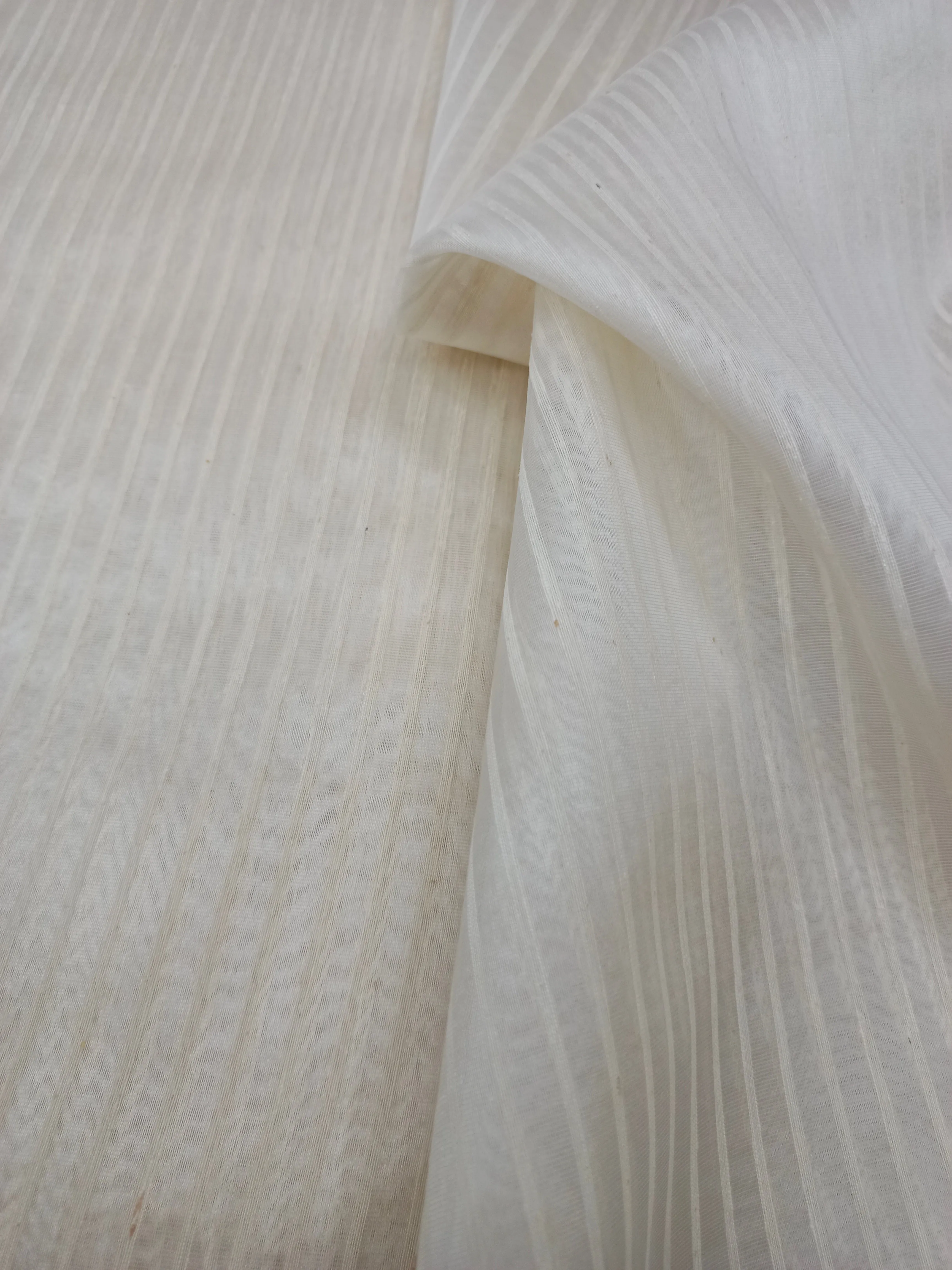 Pure Organza White Dyeable Fabric (40 grams)