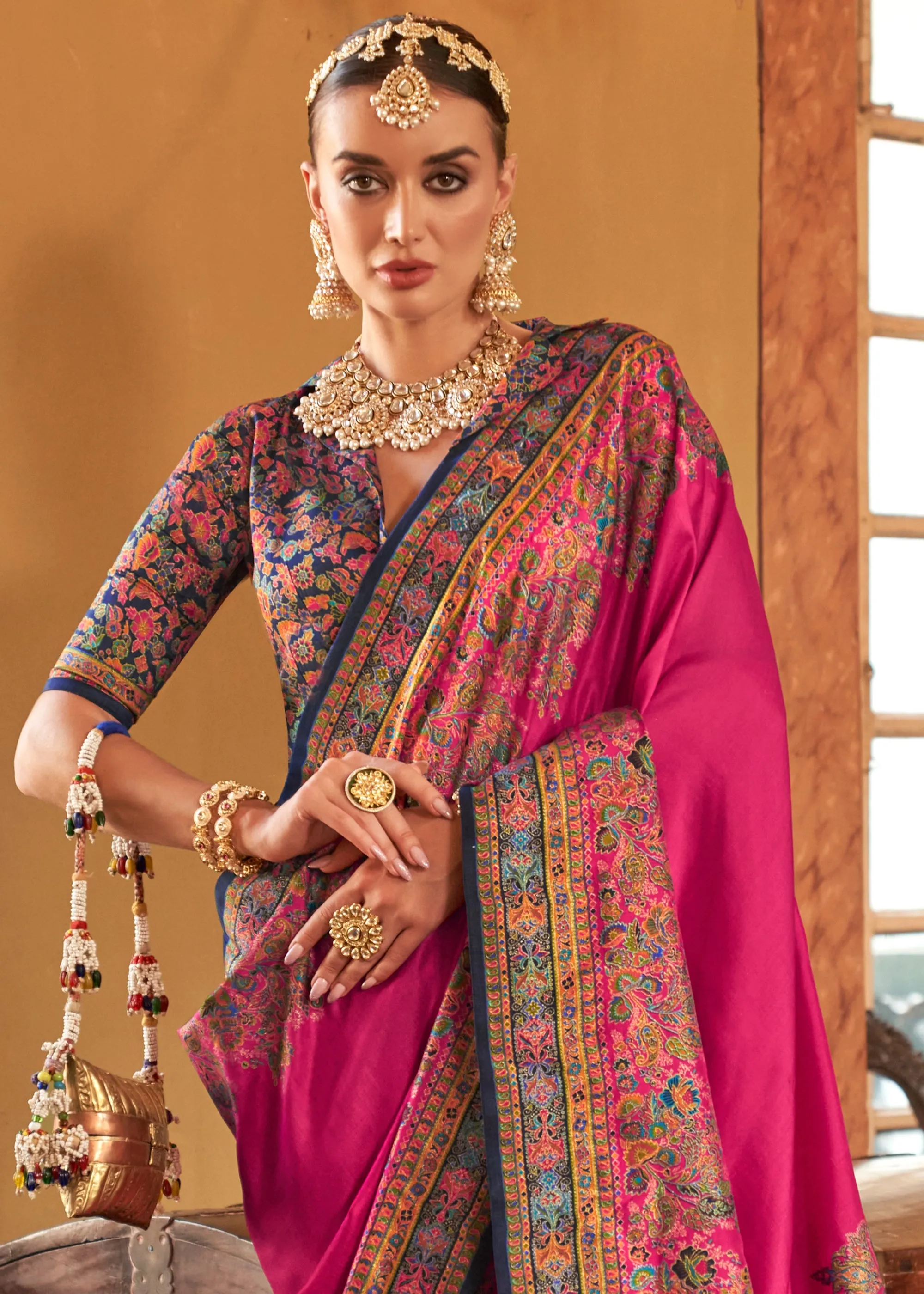 Queen Pink Printed Kashmiri Jamewar Saree