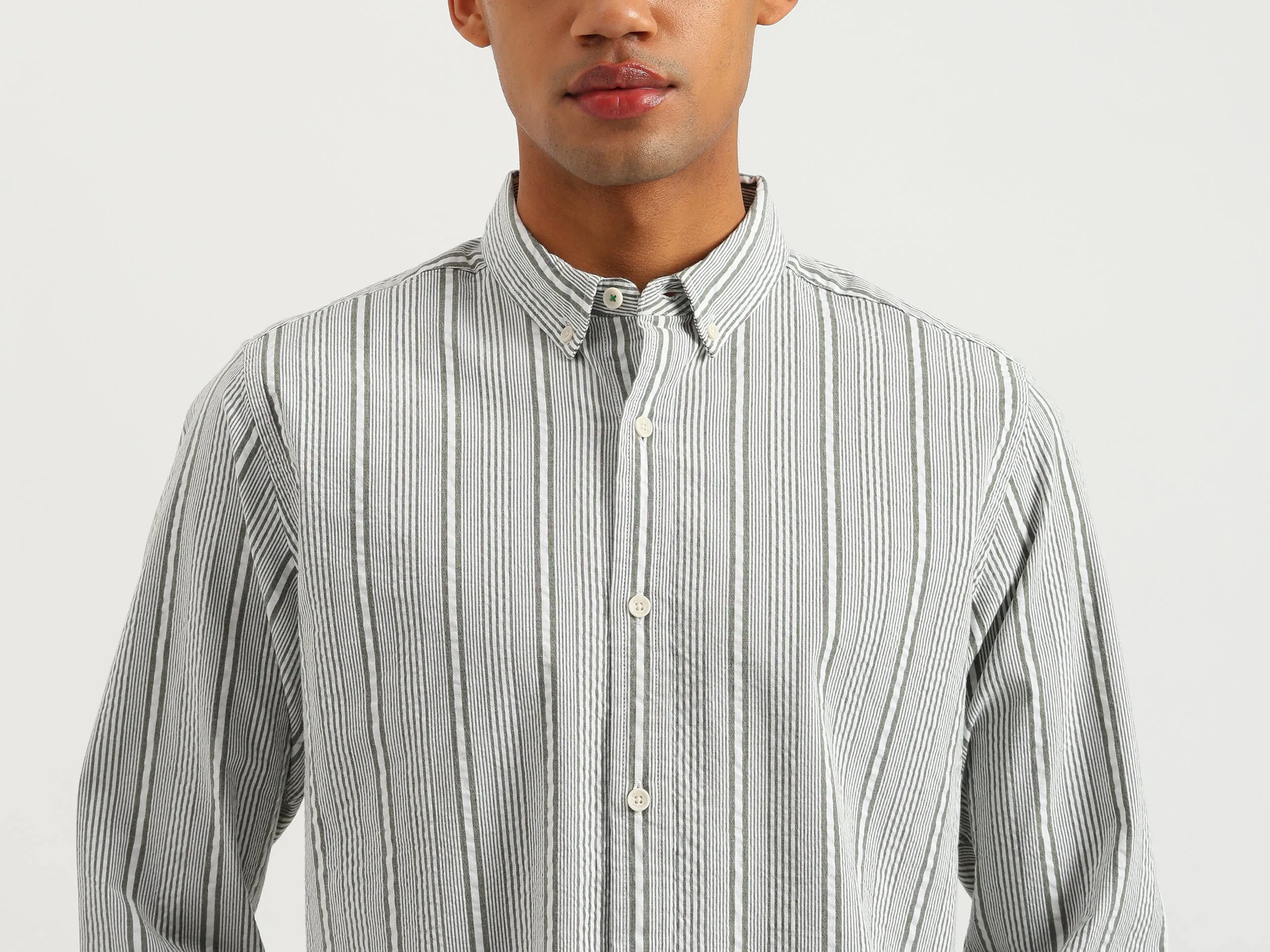 Regular Fit Button Down Collar Seersucker Stretch Striped Shirt