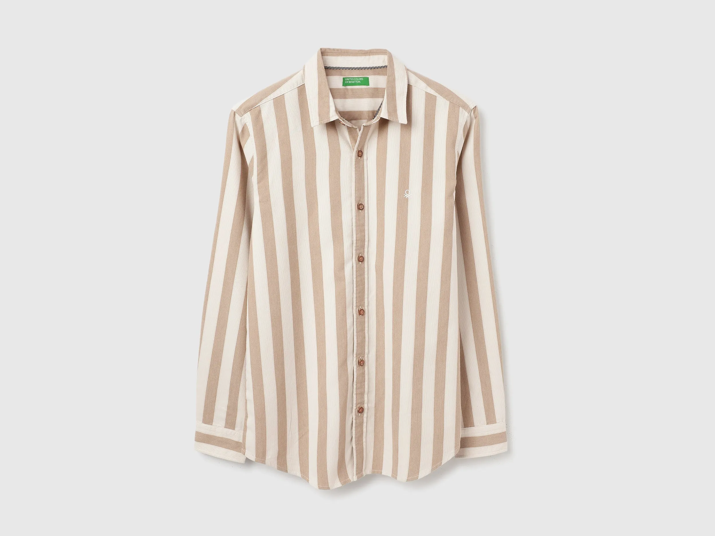 Regular Fit Spread Collar Striped Shirts