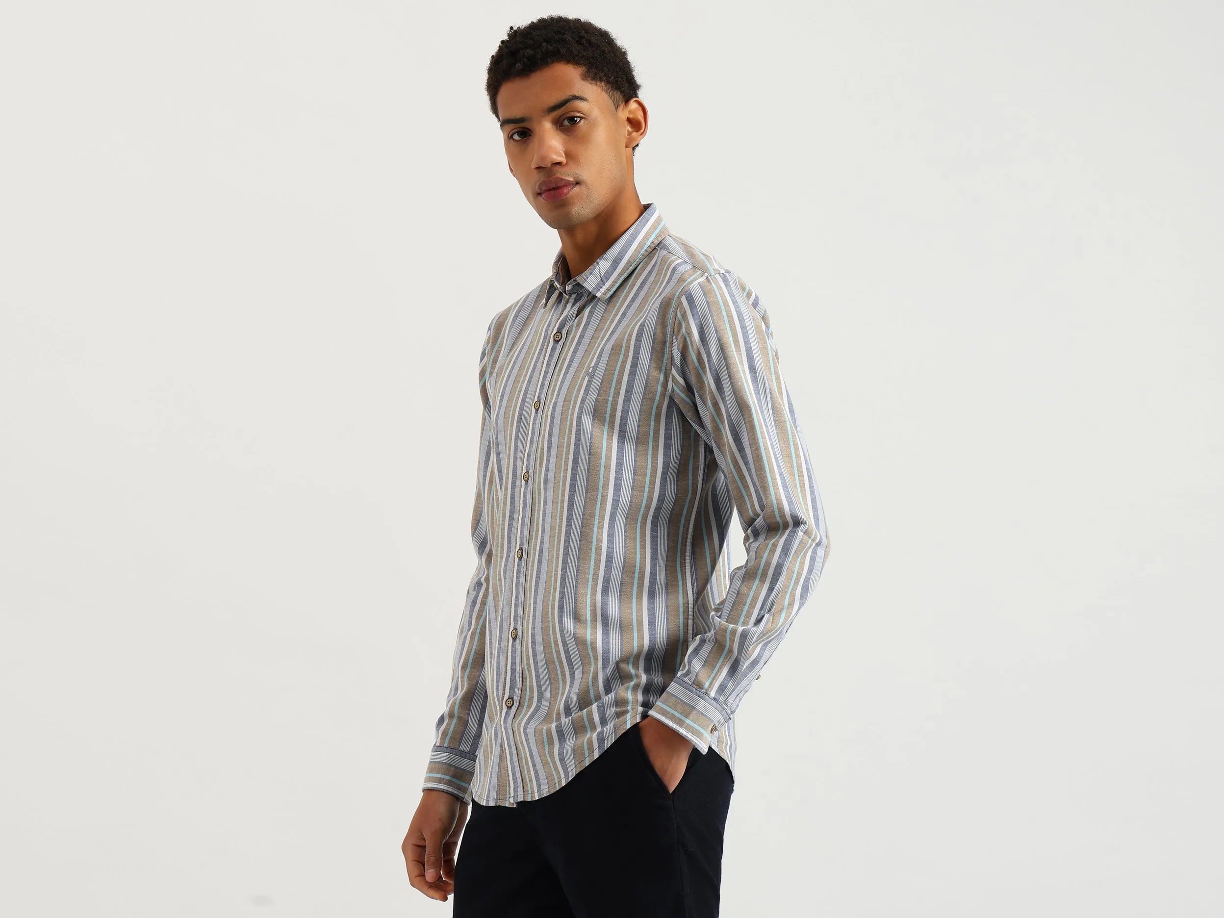 Regular Fit Spread Collar Vertical Stripes Shirt