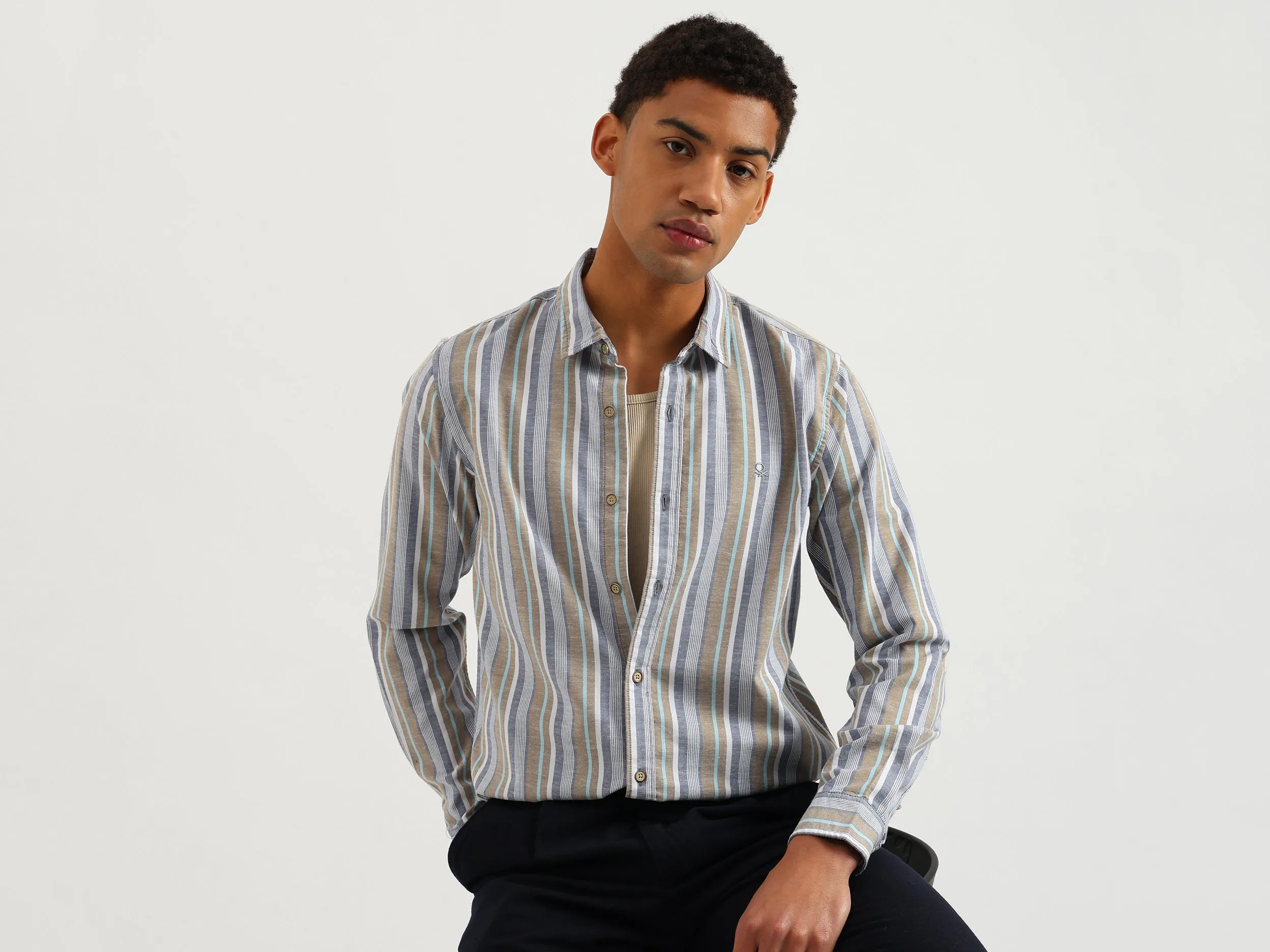 Regular Fit Spread Collar Vertical Stripes Shirt