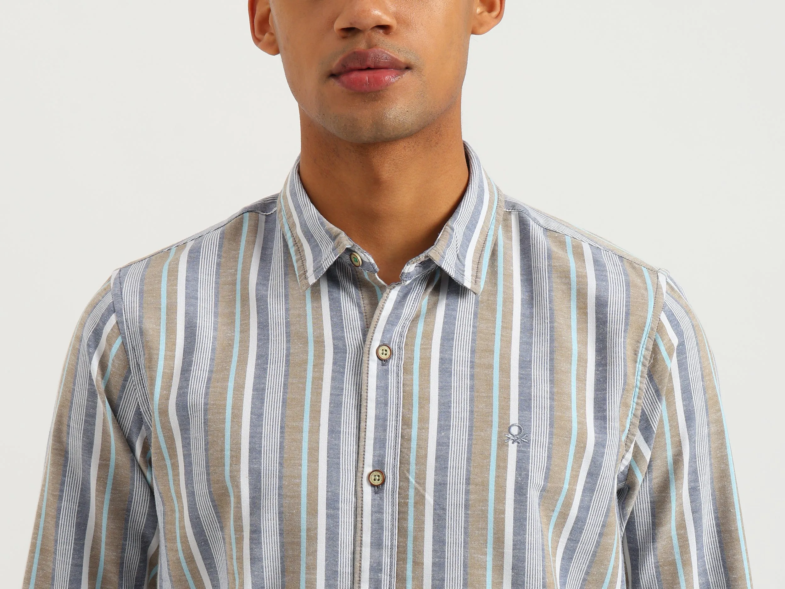 Regular Fit Spread Collar Vertical Stripes Shirt