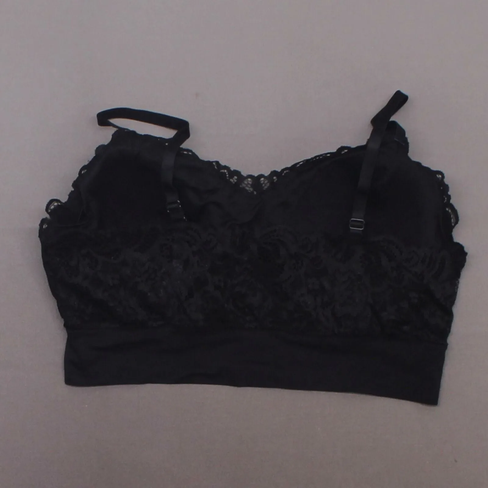 Rhonda Shear Plus Size Lace Leisure Bra With Removable Pads