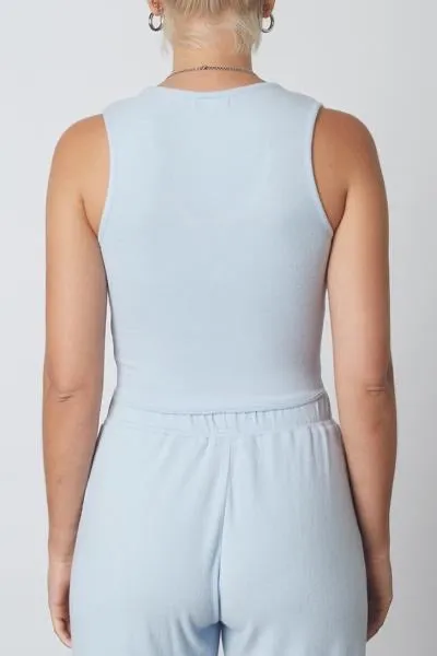 Ribbed Lettuce Hem Notched U Neck Sleeveless Tank Crop Top