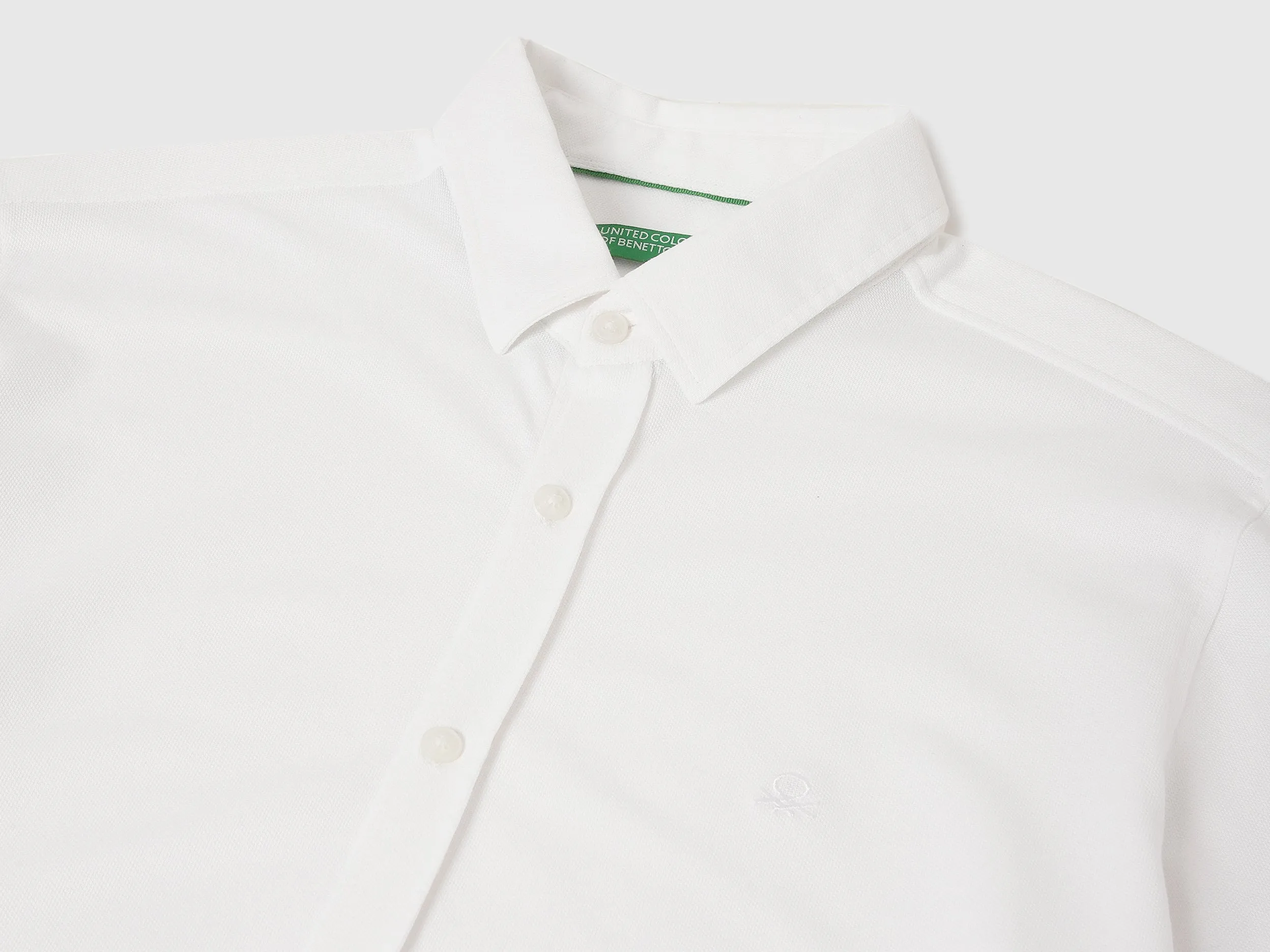 Slim Fit Spread Collar Solid Shirts