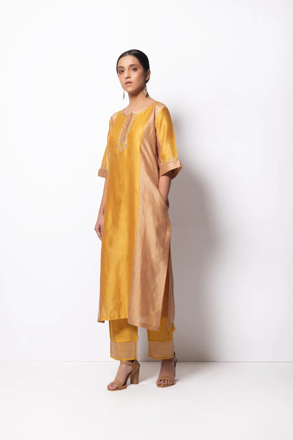Straight Cut Kurta Full Set - Kurta, Stole, Pants, With Slip