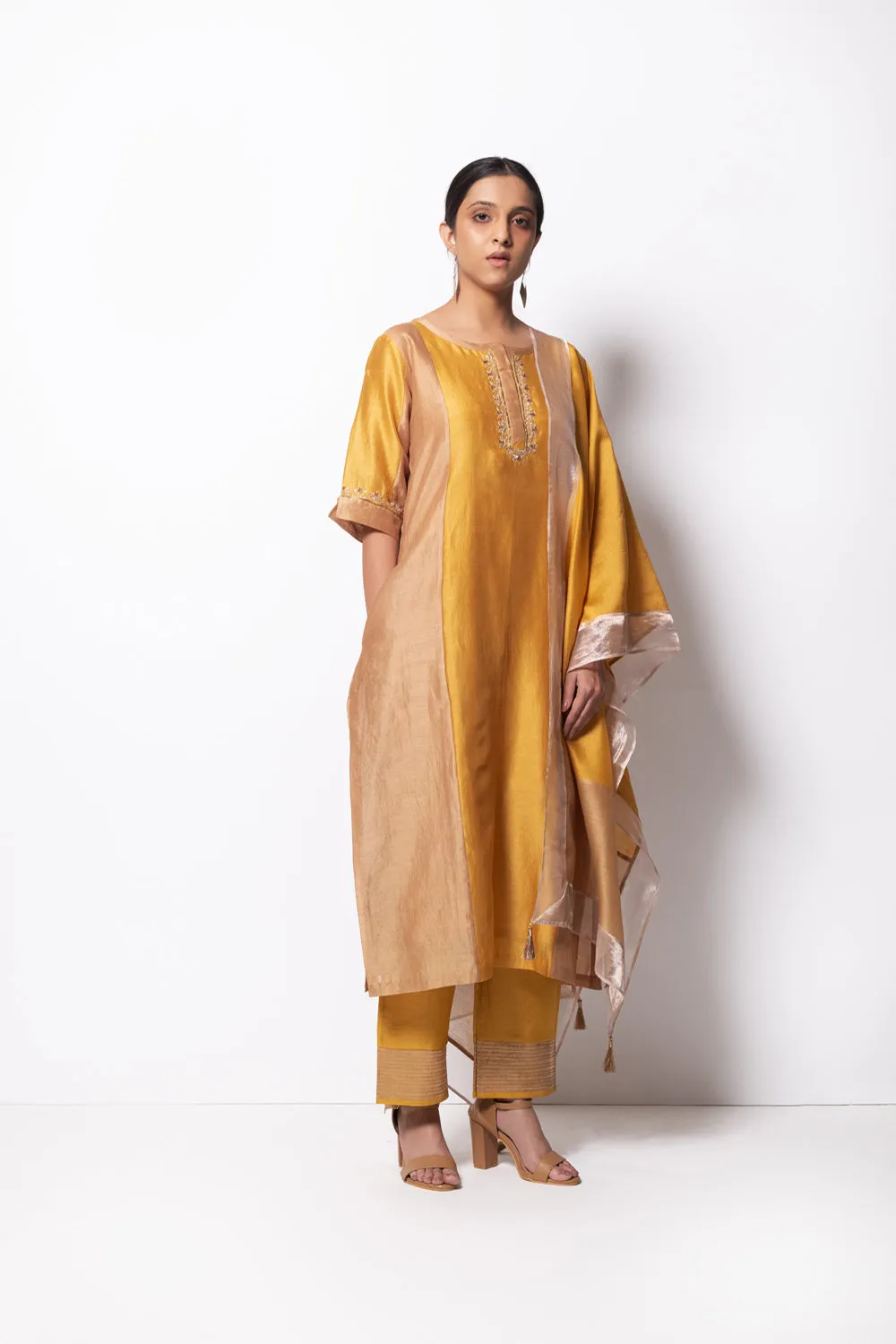 Straight Cut Kurta Full Set - Kurta, Stole, Pants, With Slip