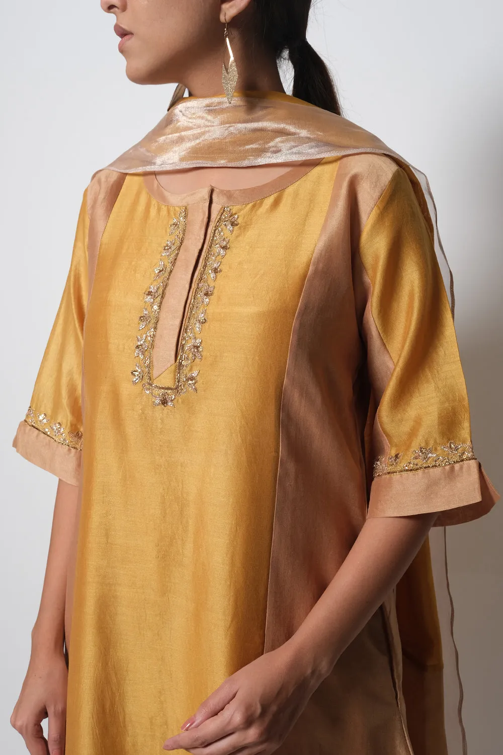 Straight Cut Kurta Full Set - Kurta, Stole, Pants, With Slip