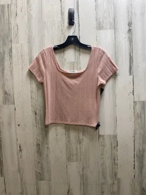 Top Short Sleeve Basic By Clothes Mentor  Size: M