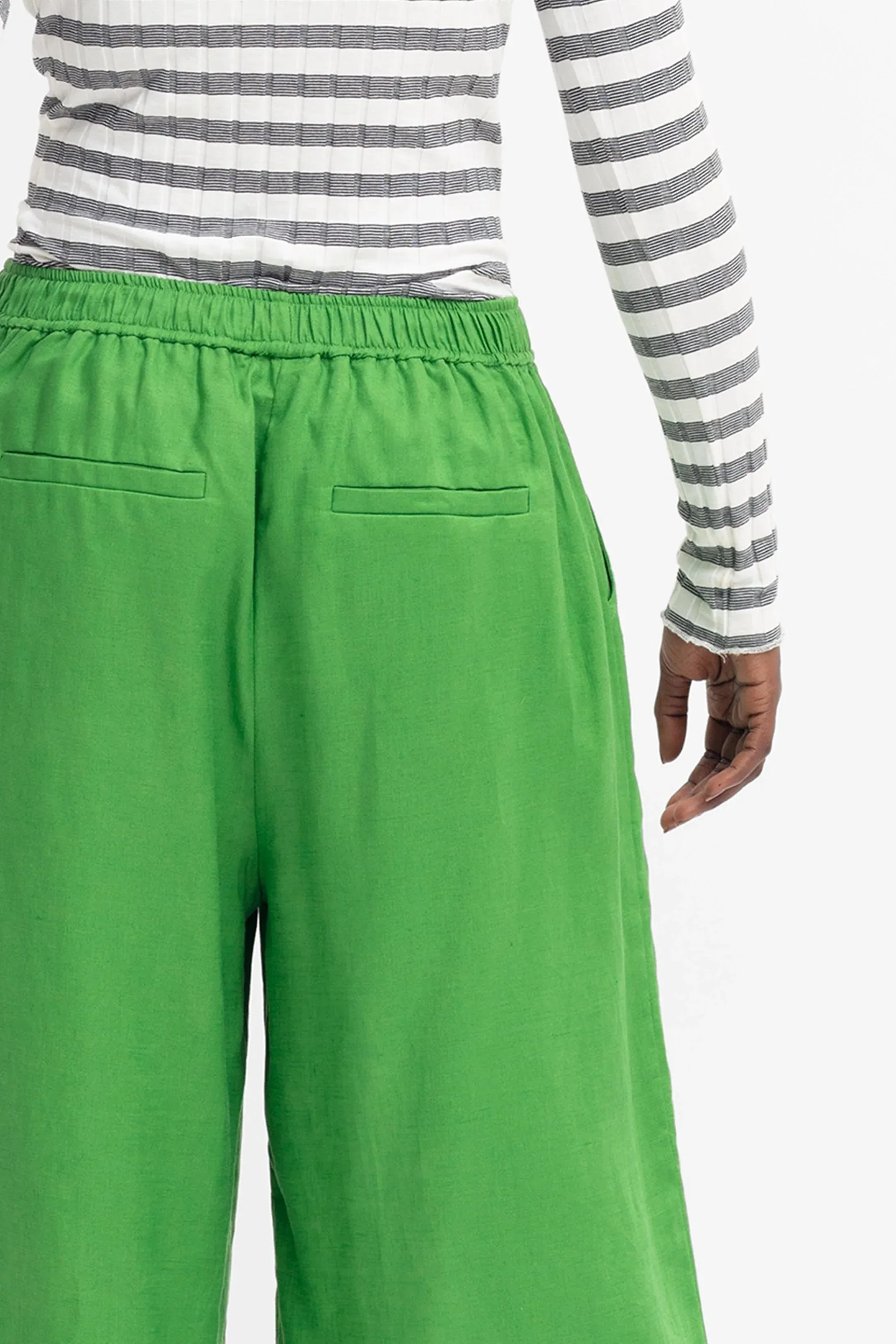 Vassa Linen Culotte in Aloe Green