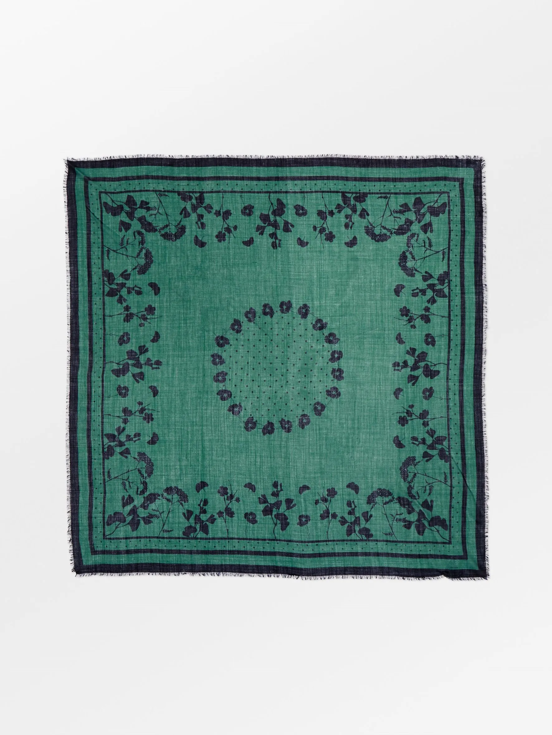 Vilja Siw Scarf