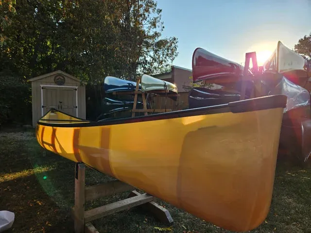 WENONAH SPIRIT II ULTR-LITE KEVLAR CANOE