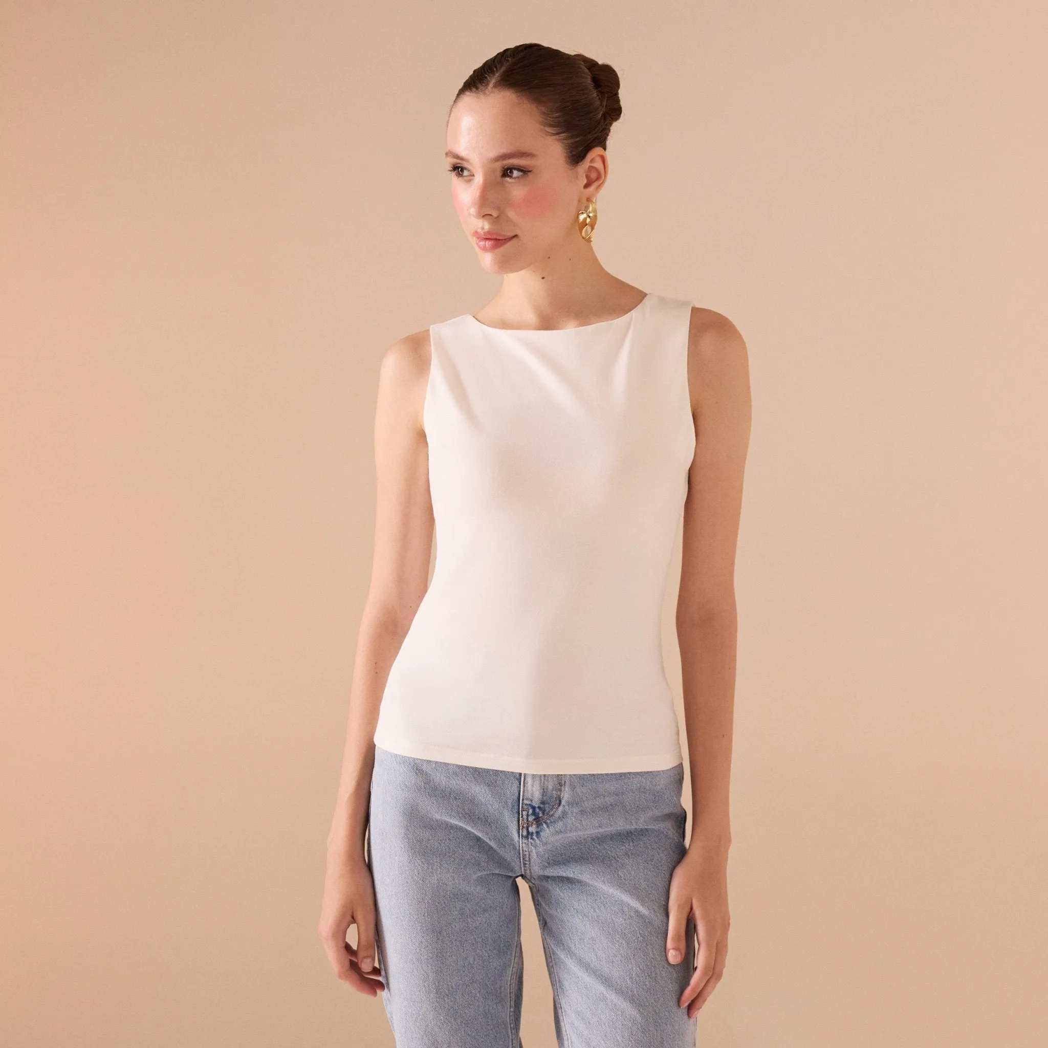 White Fitted Sleeveless Cotton Top