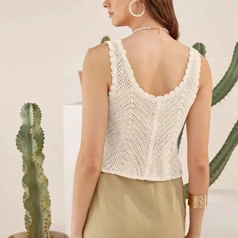 Women Sleeveless Tank Top Crochet Boho Camisole Crop Top Coconut Shell Button