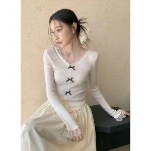 Wool bow sweater